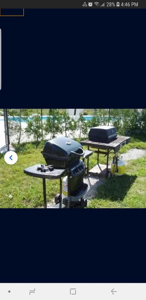 Wiarton Willys Inn Екстериор снимка