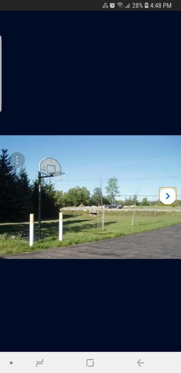 Wiarton Willys Inn Екстериор снимка
